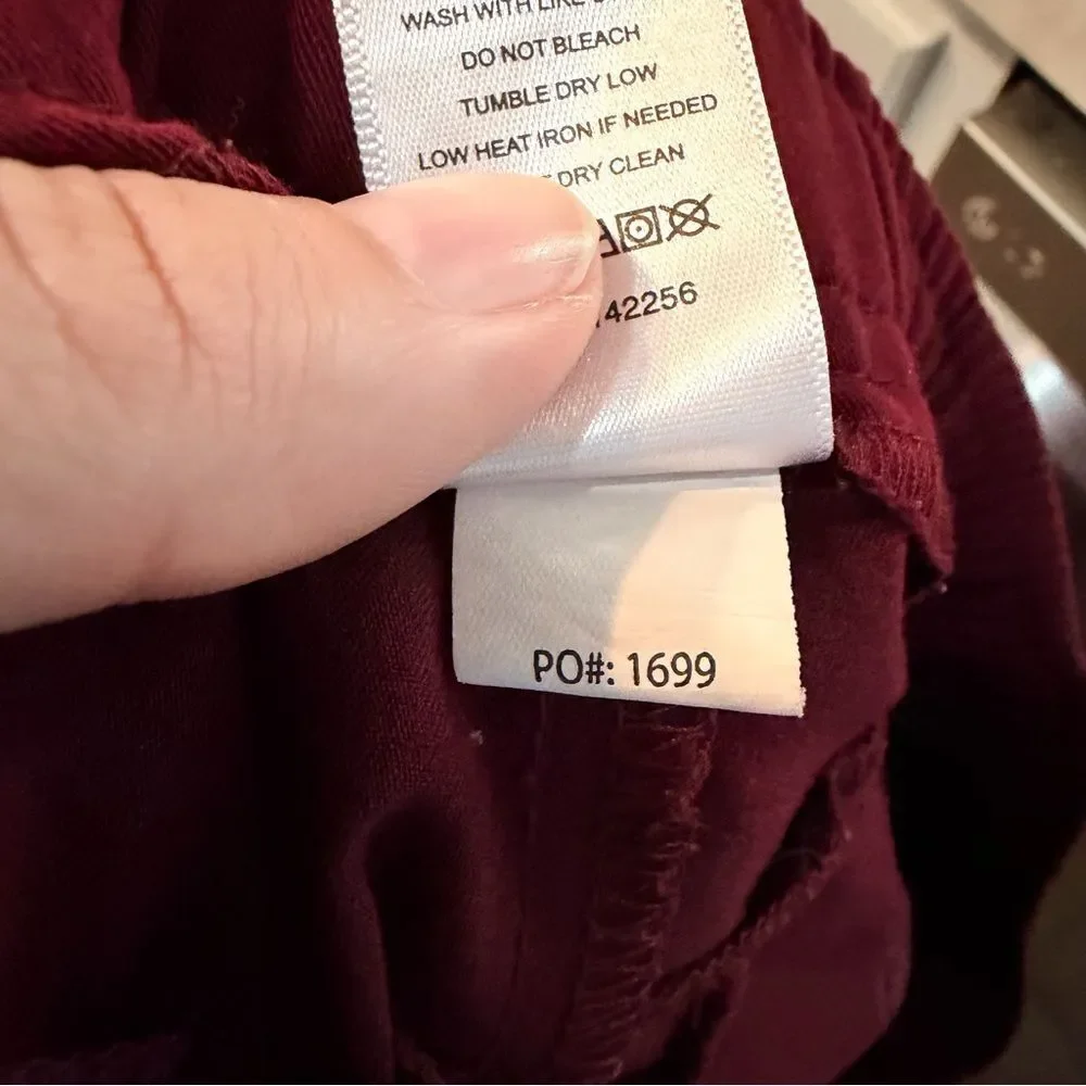 Figs Tansen Jogger Scrub Pants Mens Size Large Burgundy Dark Red